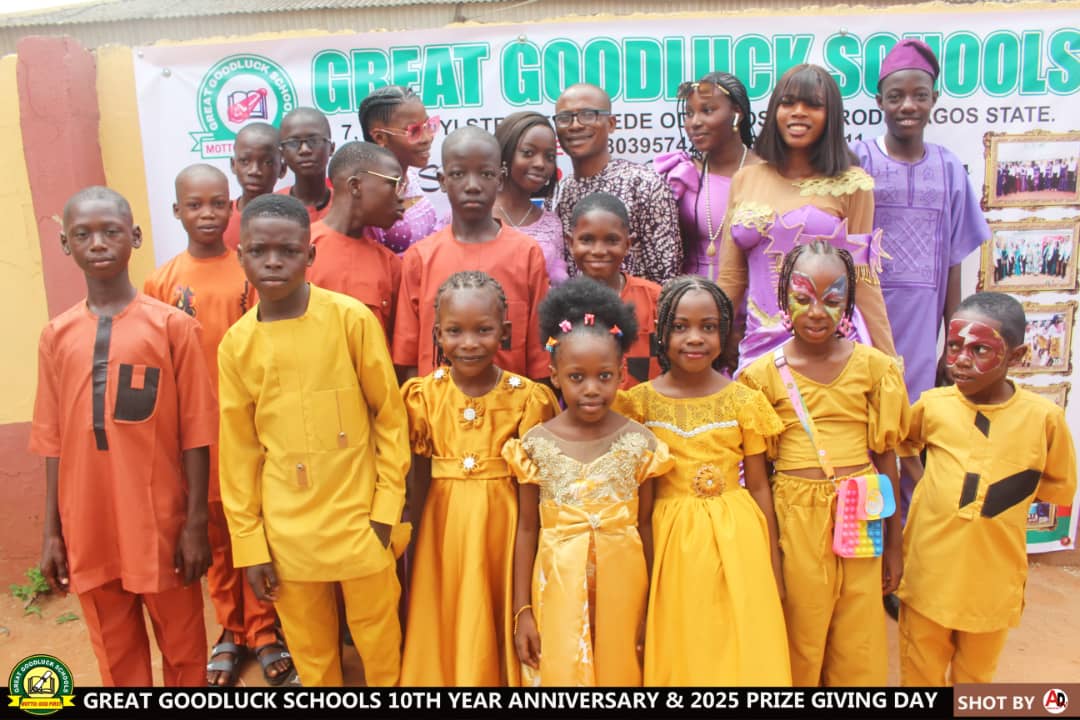 Students and staff of Great Goodluck Schools on campus